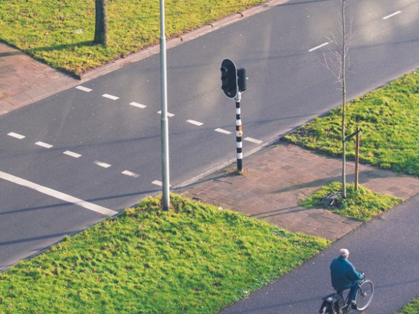 Book review: Curbing Traffic, by Melissa Bruntlett and Chris&nbsp;Bruntlett