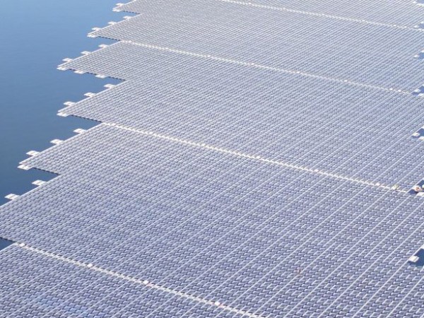 Let’s float some more solar&nbsp;farms