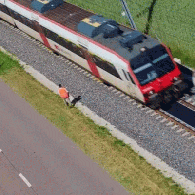 Should we put solar panels on railway&nbsp;lines?